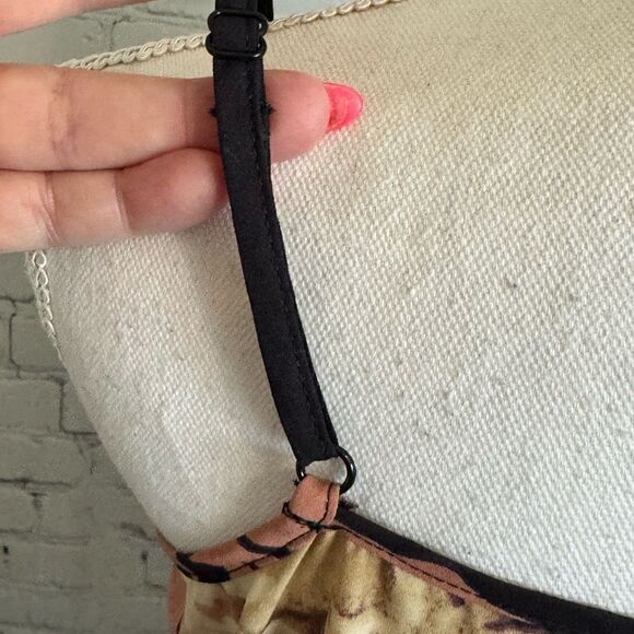 CAbi leaf shadow cami Tanktop - size S - Picture 3 of 5